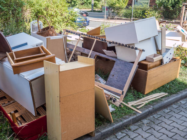 Best Construction Debris Removal  in Port Washington, WI